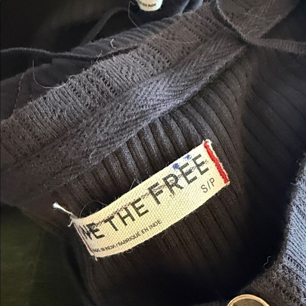 Free People We the Free Daria Cardi- Black Heart Combo - Picture 6 of 6